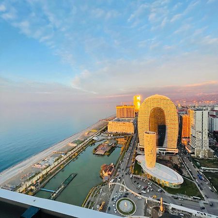 Luxury Batumi Hotel Extérieur photo