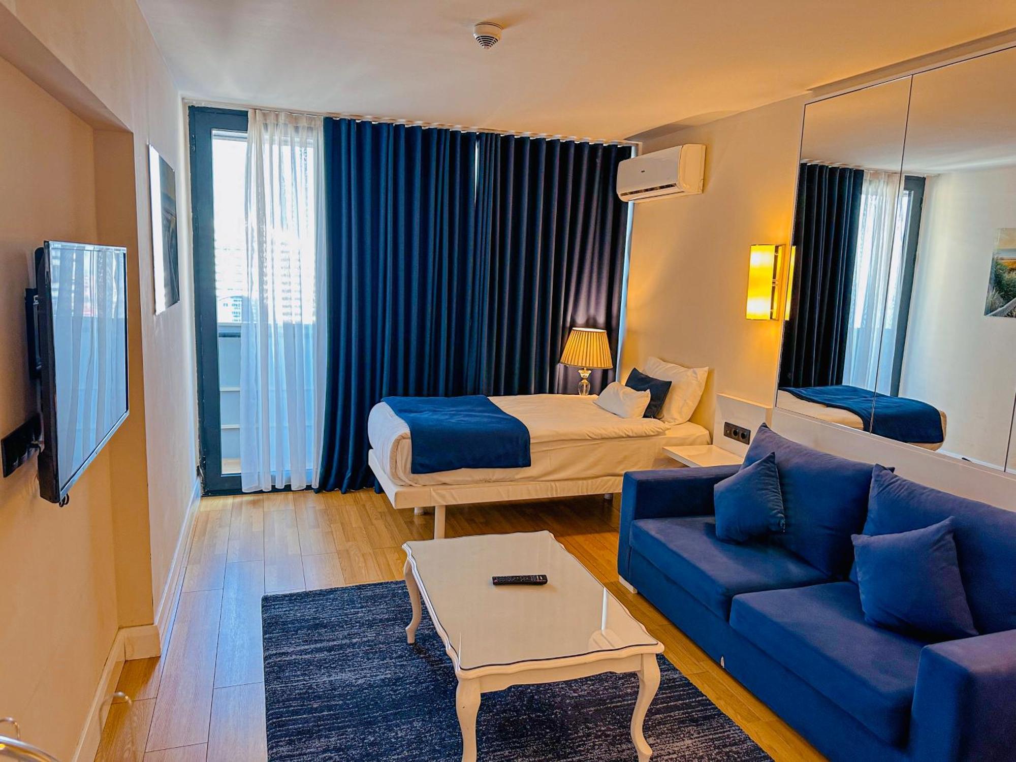 Luxury Batumi Hotel Extérieur photo