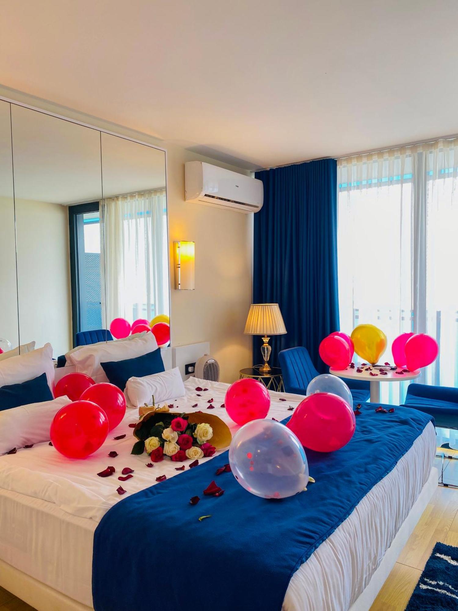 Luxury Batumi Hotel Extérieur photo