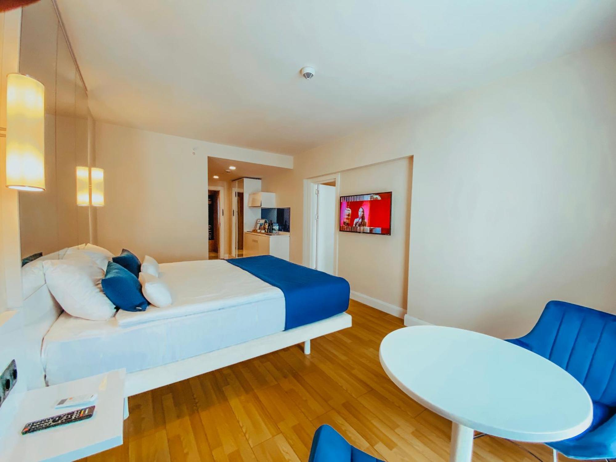 Luxury Batumi Hotel Extérieur photo