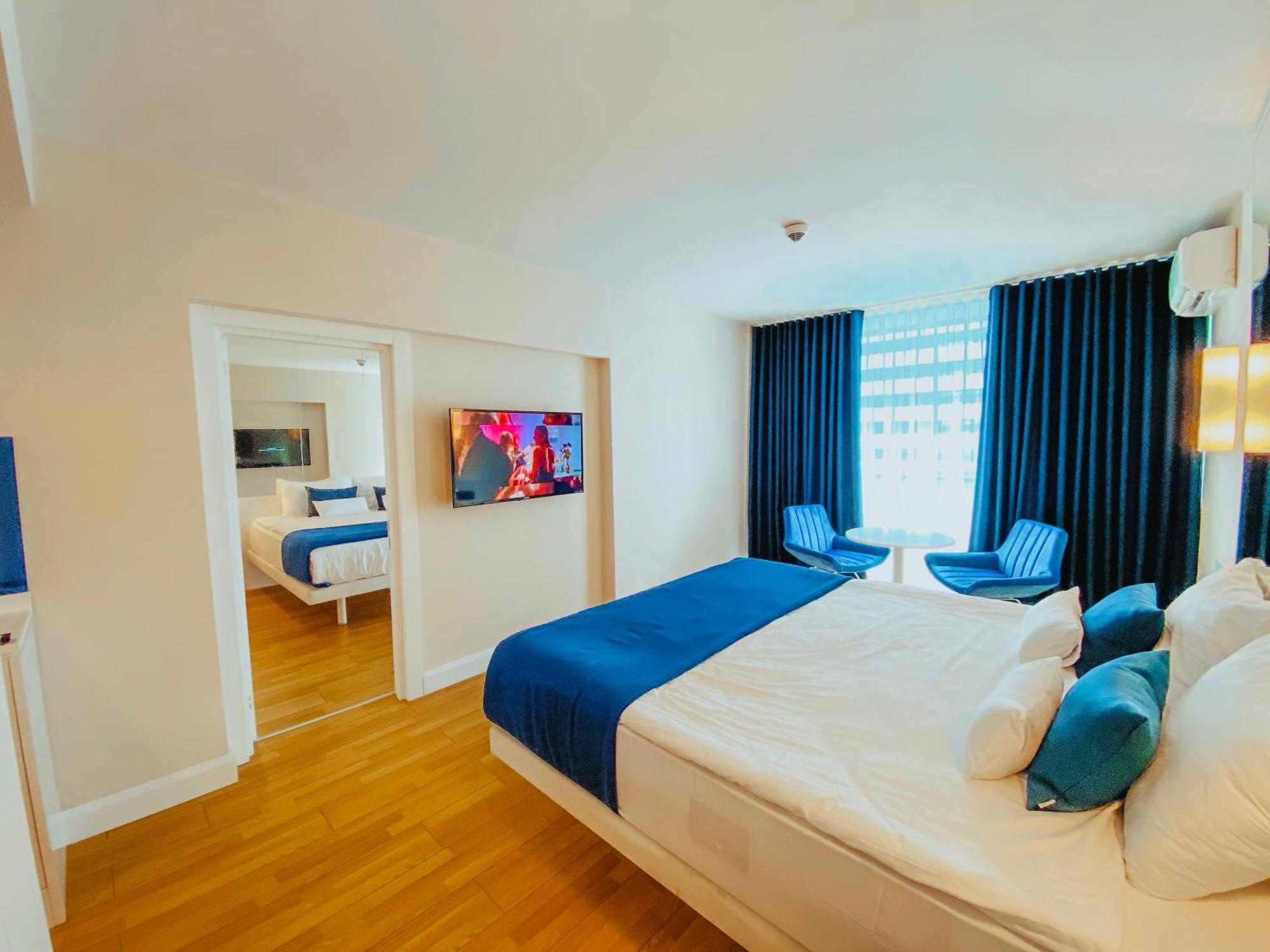 Luxury Batumi Hotel Extérieur photo