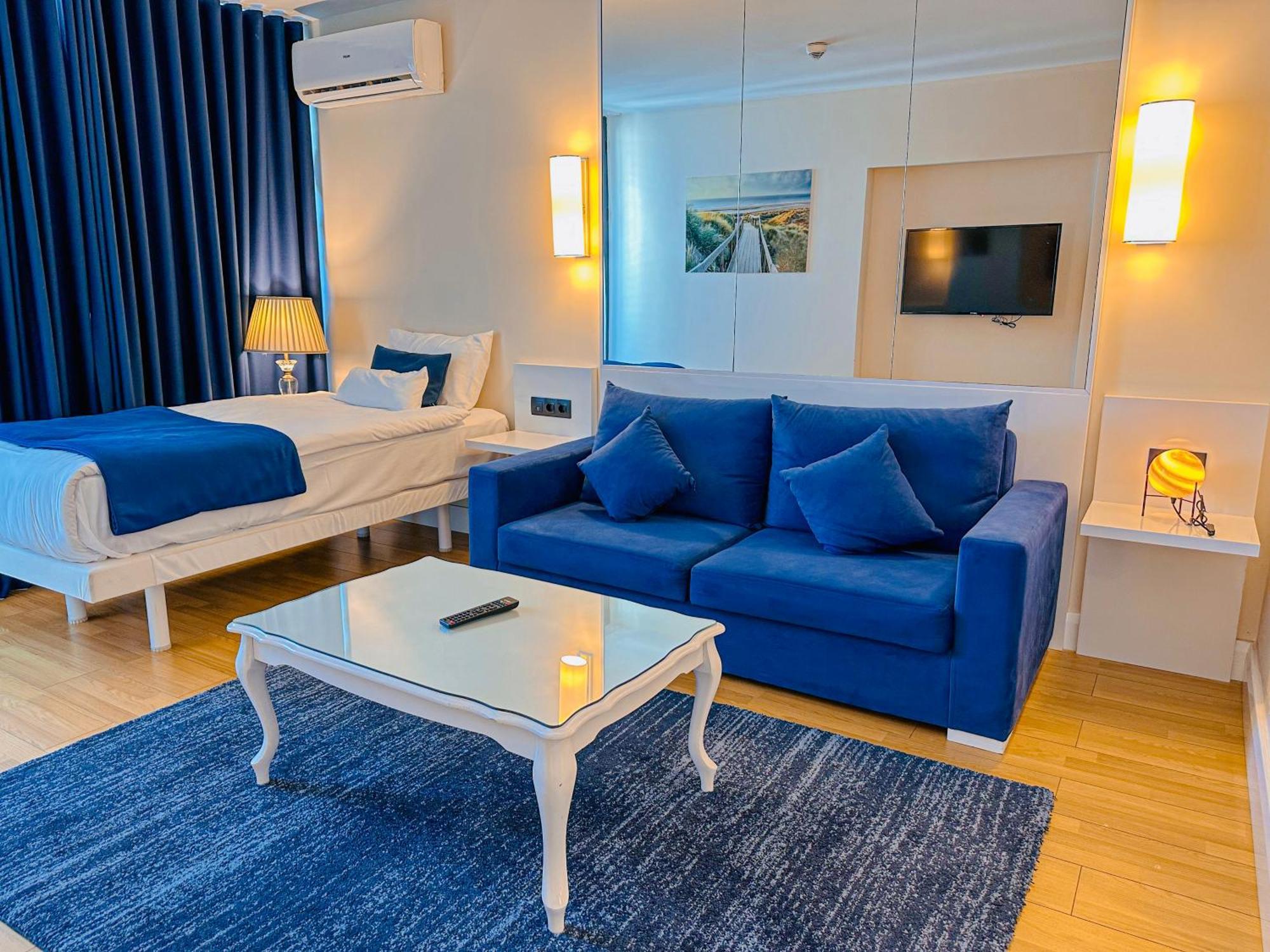 Luxury Batumi Hotel Extérieur photo